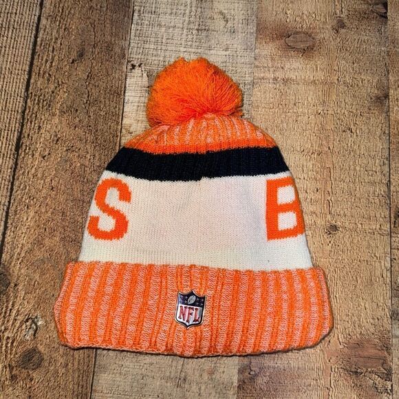 Denver Broncos NFL New Era Winter Cuffed Pom Knit Skull Cap Orange/White OSFM - Picture 5 of 7